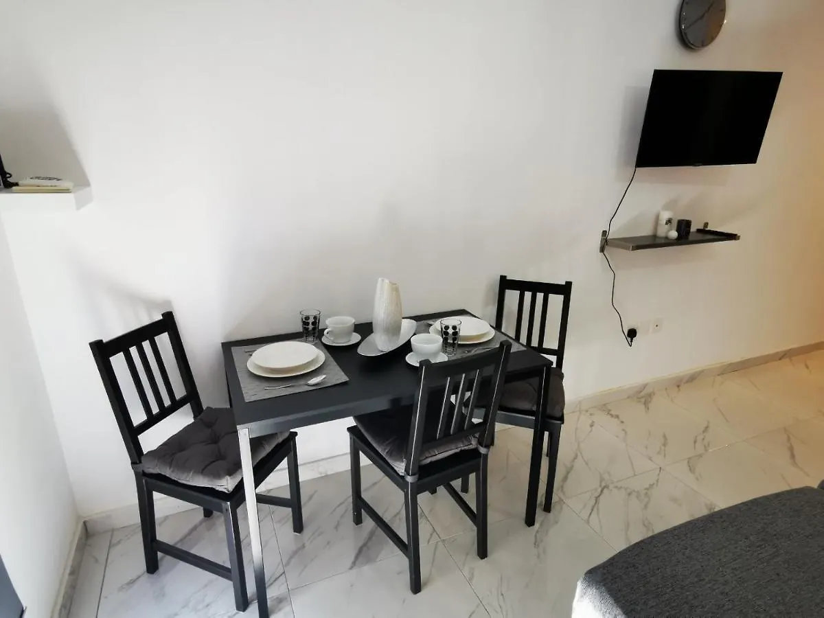 איה נאפה Eleana Apartments  איה נאפה